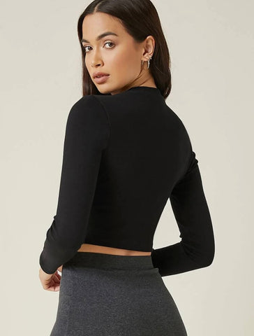 Teen Solid Black Crew Neck Slim Fitted Crop Top